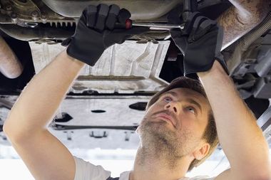 Rechtsschutz für Fahrzeughändler & Werkstätten